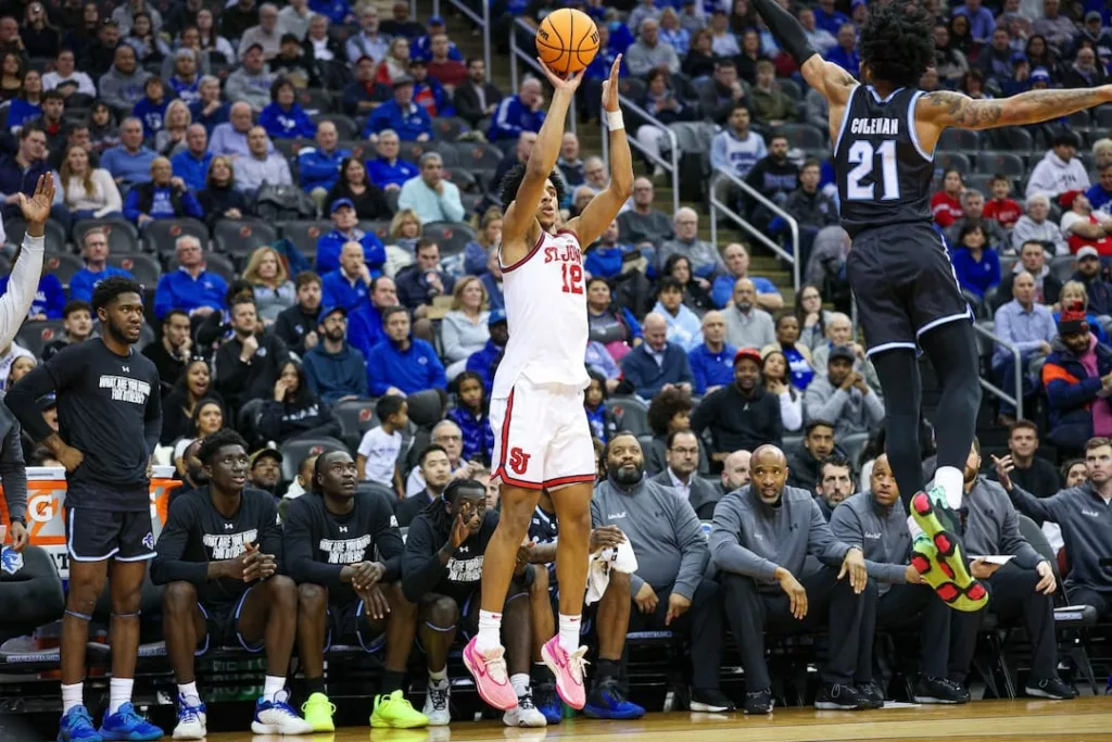 RJ Luis Jr. vs Seton Hall Pirates